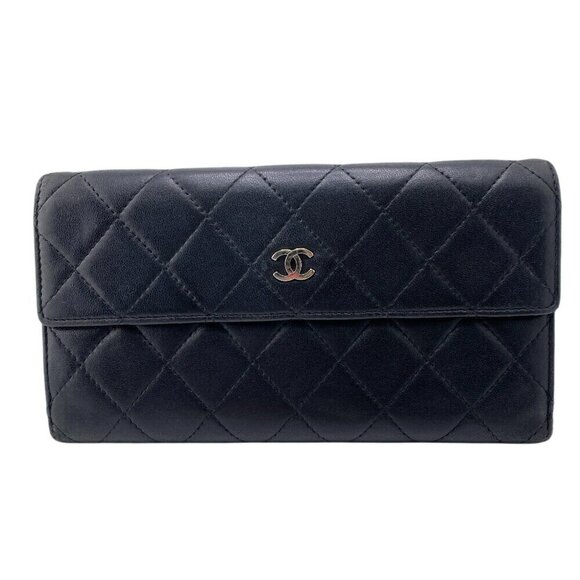 CHANEL Black Logo Wallet - Picture 1 of 15